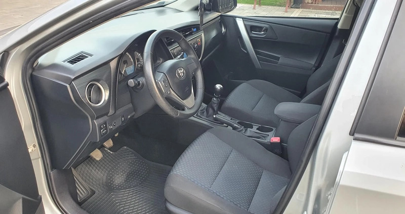 Toyota Auris cena 34800 przebieg: 175000, rok produkcji 2013 z Krosno małe 301